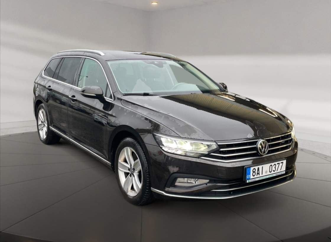 Volkswagen - Passat