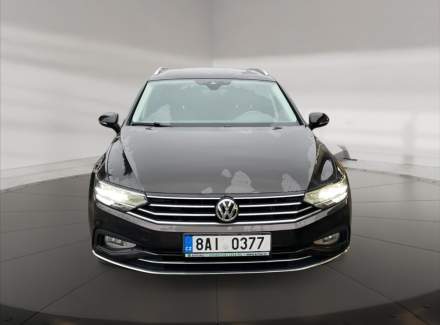 Volkswagen - Passat