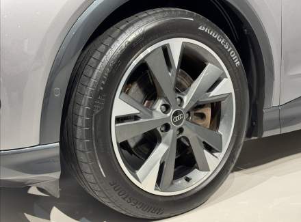 Audi - Q4 e-tron