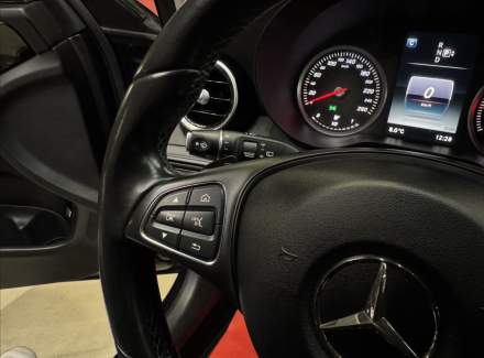 Mercedes-Benz - C-class