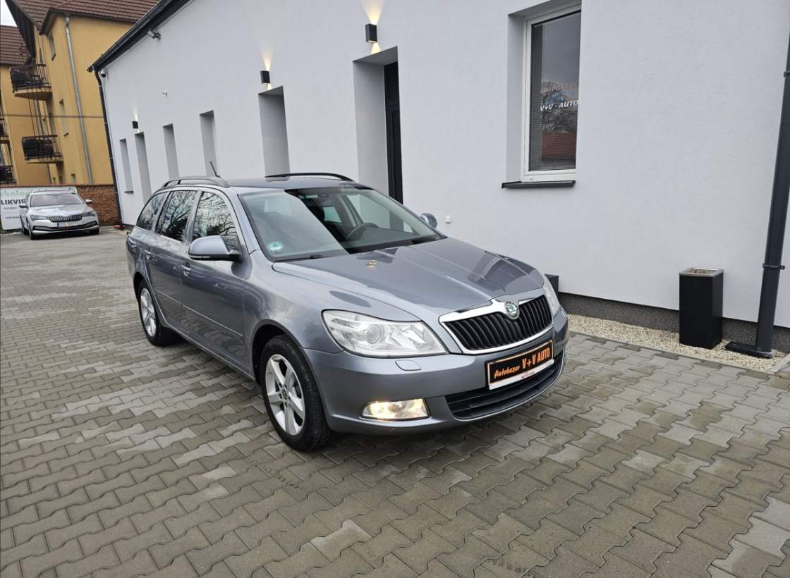 Škoda - Octavia