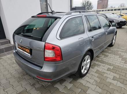 Škoda - Octavia