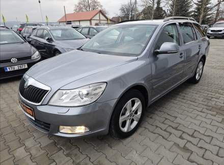 Škoda - Octavia