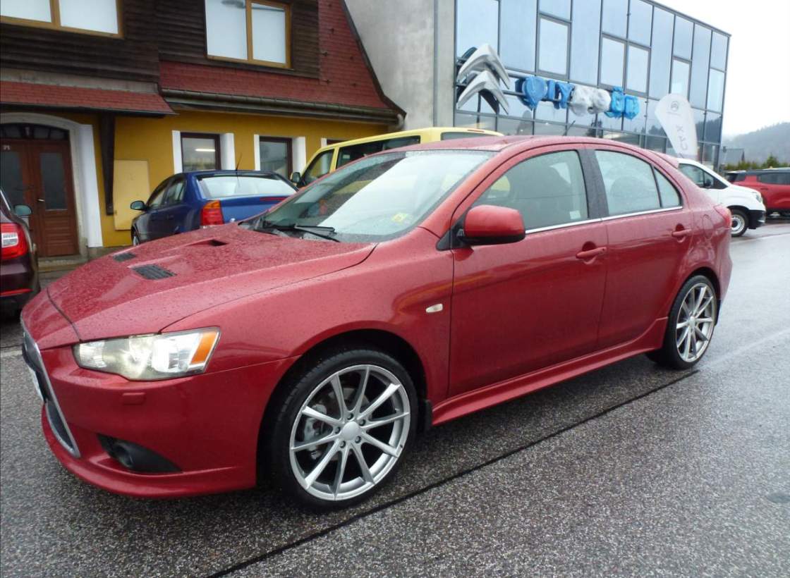 Mitsubishi - Lancer