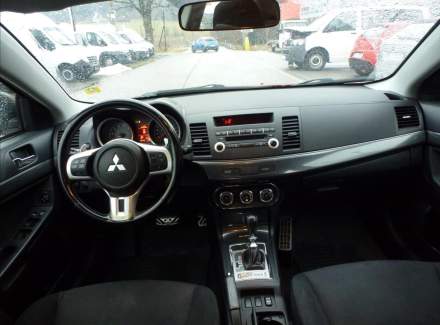 Mitsubishi - Lancer