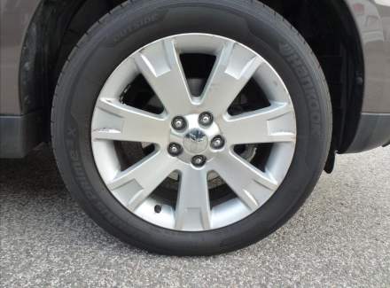 Mitsubishi - Outlander