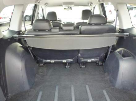 Mitsubishi - Outlander