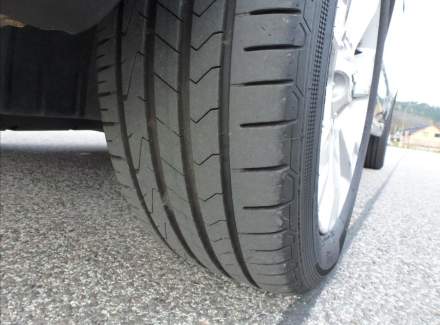 Mitsubishi - Outlander