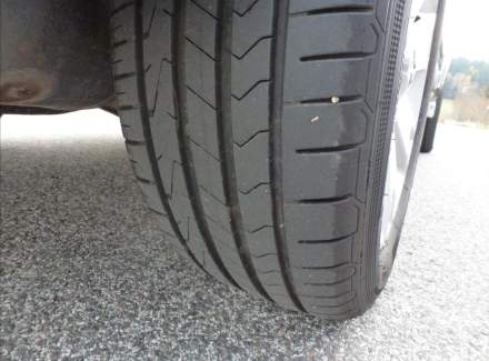 Mitsubishi - Outlander