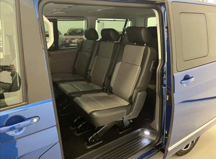 Volkswagen - Caravelle