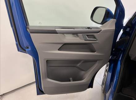 Volkswagen - Caravelle