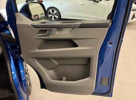 Volkswagen - Caravelle