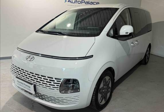 Hyundai - Staria