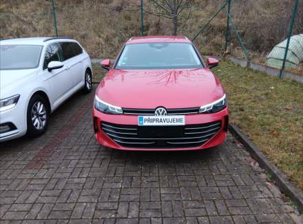 Volkswagen - Passat