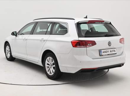 Volkswagen - Passat