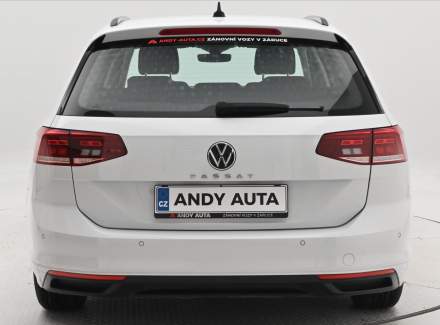 Volkswagen - Passat