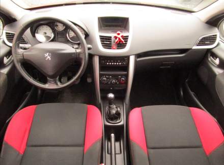 Peugeot - 207