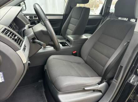 Volkswagen - Touareg