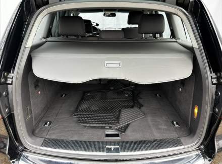 Volkswagen - Touareg