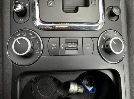 Volkswagen - Touareg