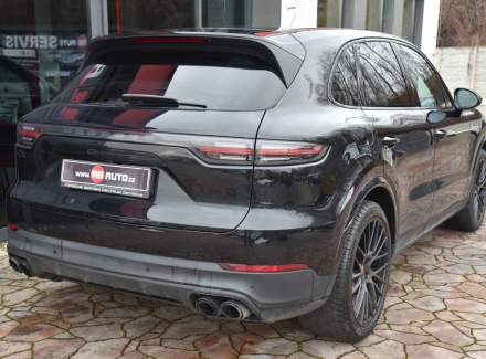 Porsche - Cayenne
