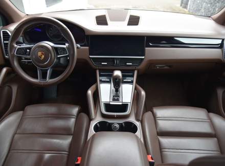 Porsche - Cayenne