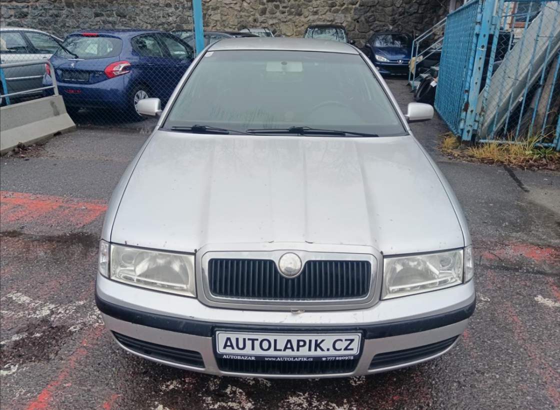 Škoda - Octavia