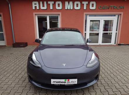 Tesla - Model 3