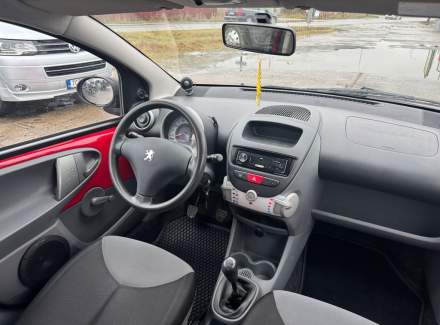 Peugeot - 107
