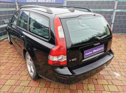 Volvo - V50
