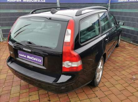 Volvo - V50