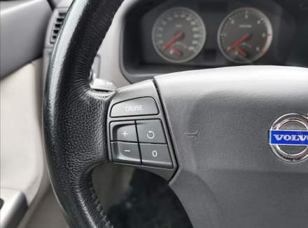 Volvo - V50