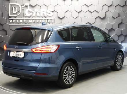 Ford - S-MAX