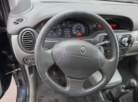 Renault - Scenic