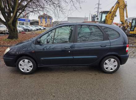 Renault - Scenic