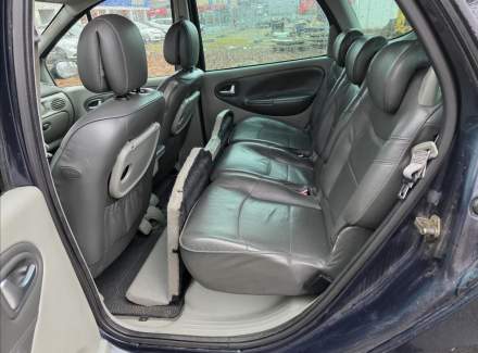 Renault - Scenic