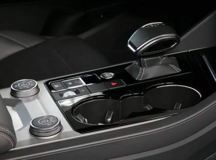 Volkswagen - Touareg