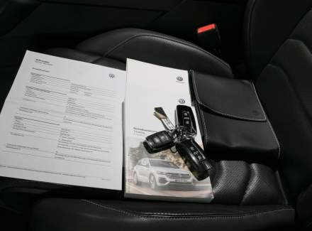 Volkswagen - Touareg