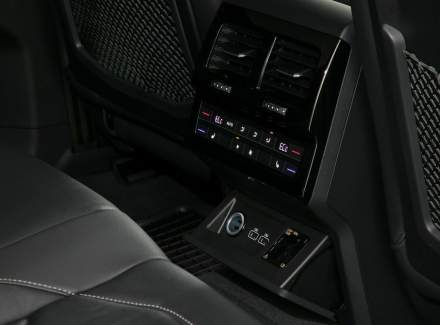 Volkswagen - Touareg