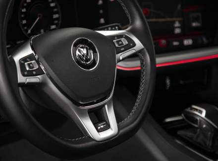 Volkswagen - Touareg