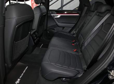 Volkswagen - Touareg