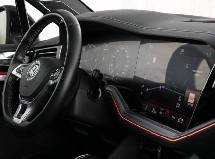 Volkswagen - Touareg