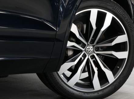 Volkswagen - Touareg