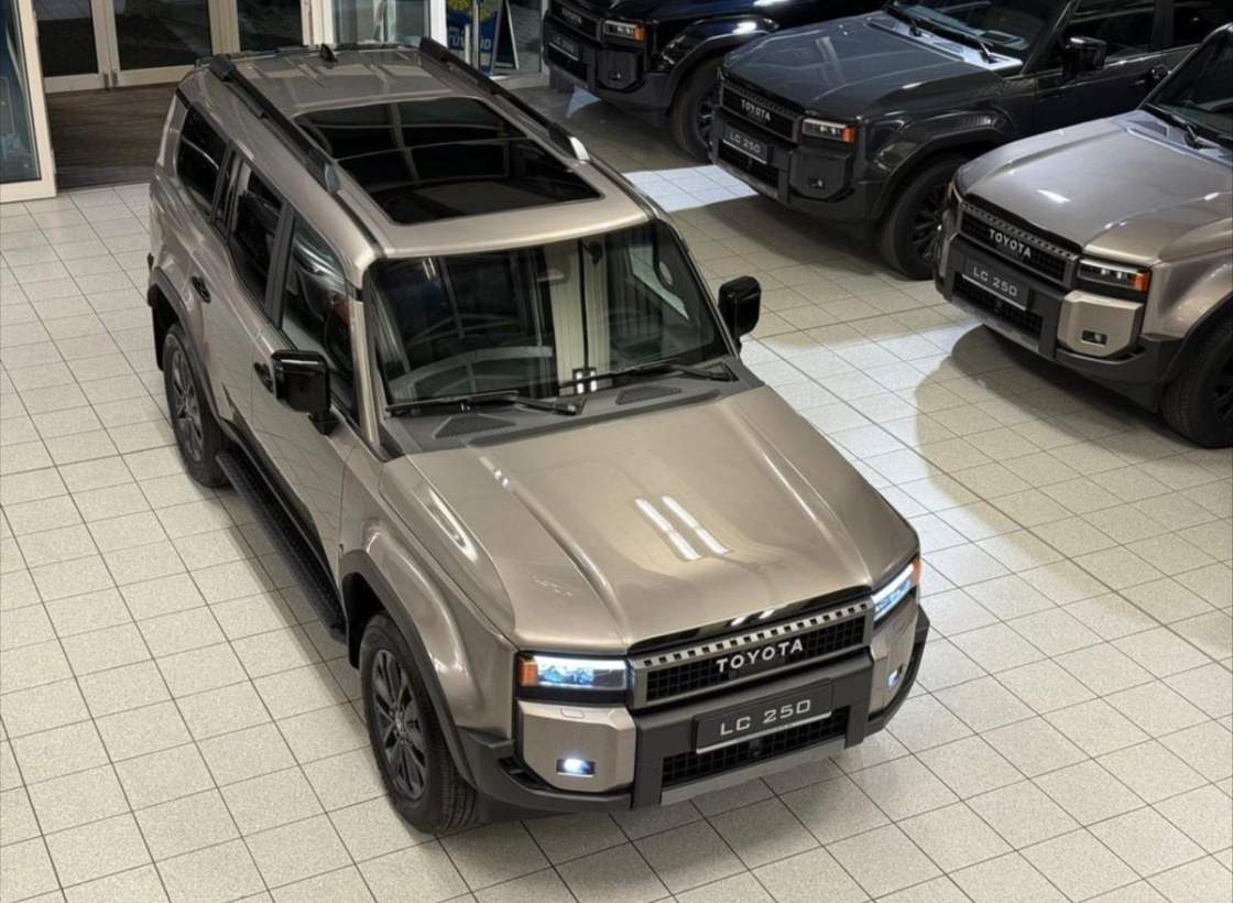 Toyota - Land Cruiser