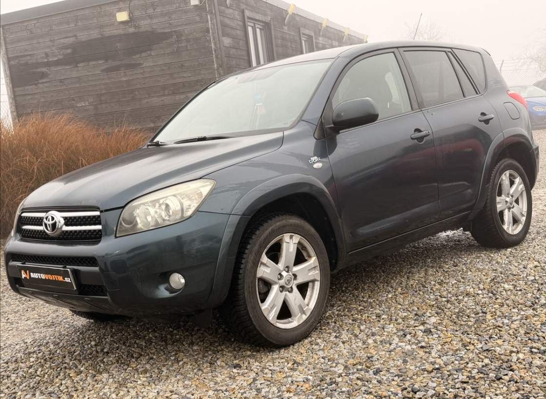 Toyota - RAV 4