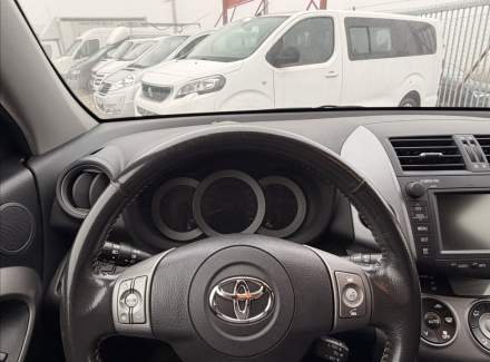 Toyota - RAV 4