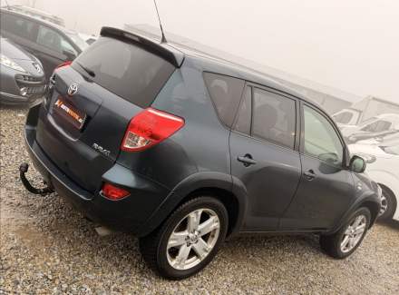 Toyota - RAV 4