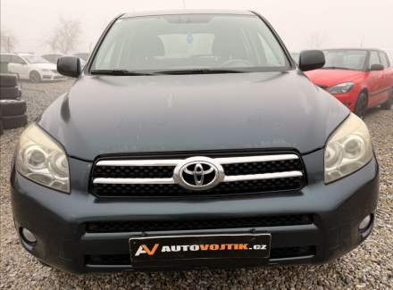Toyota - RAV 4