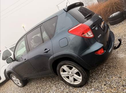 Toyota - RAV 4
