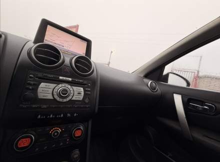 Nissan - Qashqai